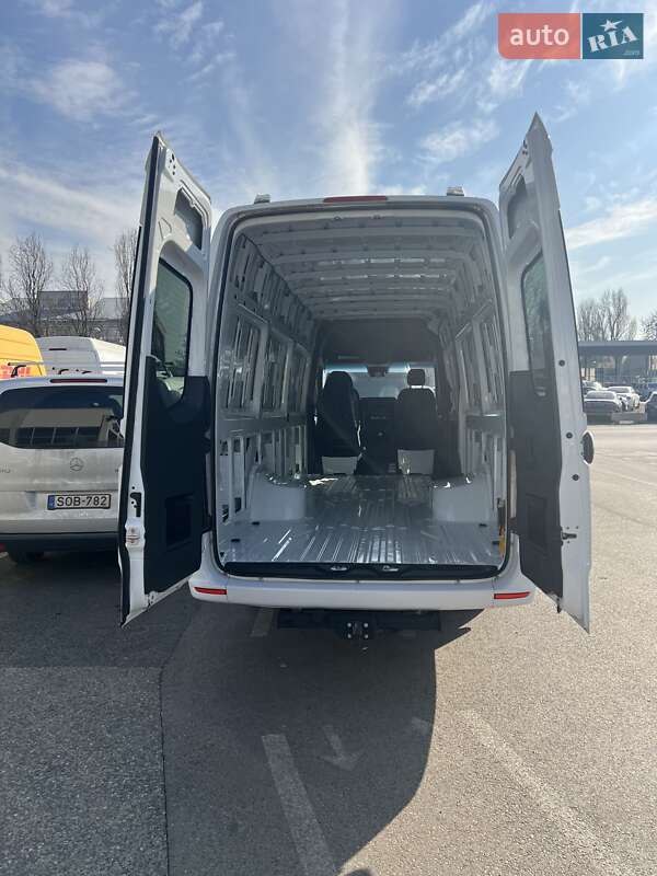 Грузовой фургон Mercedes-Benz Sprinter 2020 в Ужгороде