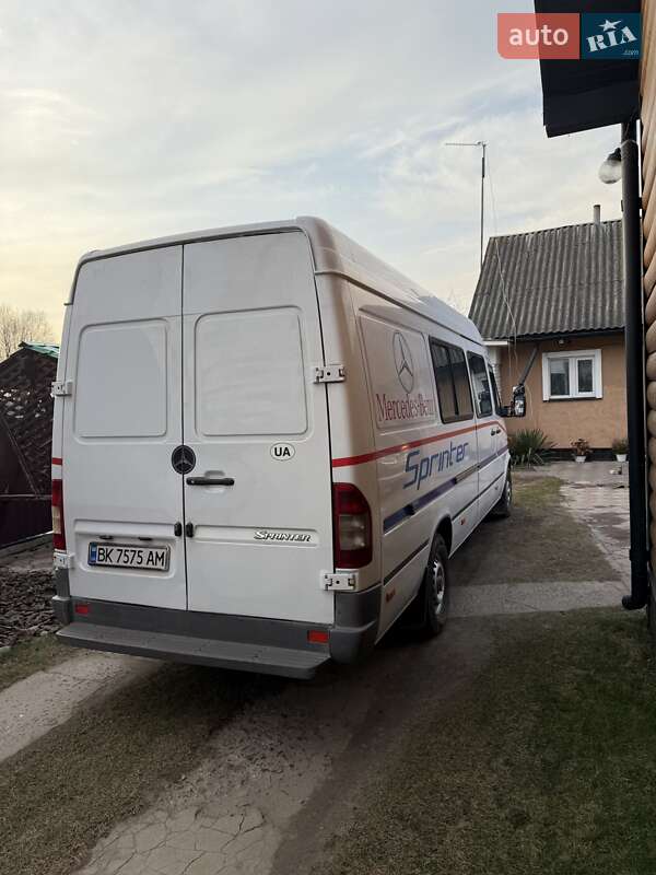 Мікроавтобус Mercedes-Benz Sprinter 2005 в Березному