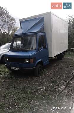 Грузовой фургон Mercedes-Benz Sprinter 1996 в Черновцах