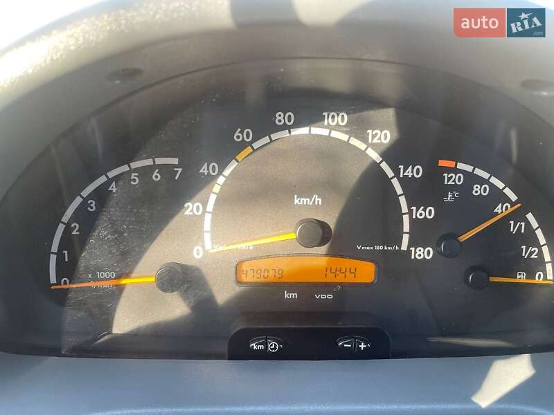 Грузовой фургон Mercedes-Benz Sprinter 2005 в Днепре фото 5 Грузовой фургон Mercedes-Benz Sprinter 2005 в Днепре
