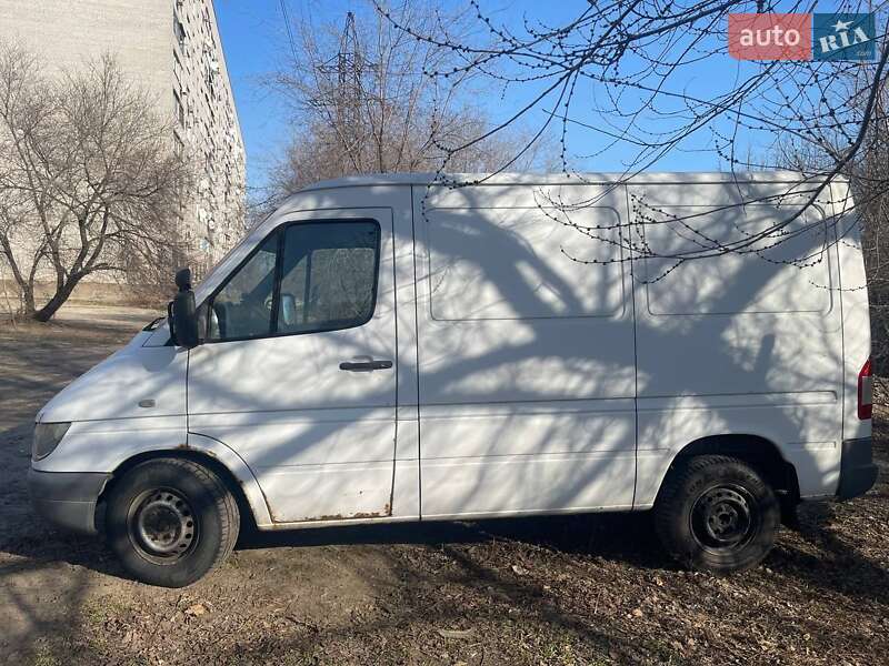 Грузовой фургон Mercedes-Benz Sprinter 2005 в Днепре фото 6 Грузовой фургон Mercedes-Benz Sprinter 2005 в Днепре