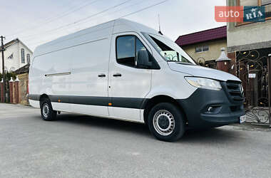 Грузовой фургон Mercedes-Benz Sprinter 2018 в 