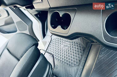 Грузовой фургон Mercedes-Benz Sprinter 2018 в 