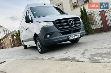 Грузовой фургон Mercedes-Benz Sprinter 2018 в 