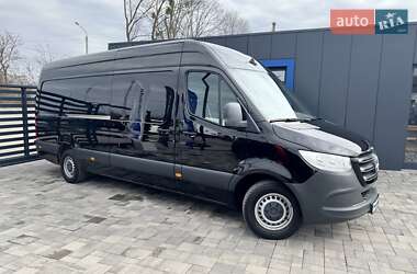 Вантажний фургон Mercedes-Benz Sprinter 2019 в Рівному