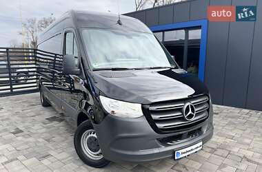 Вантажний фургон Mercedes-Benz Sprinter 2019 в Рівному