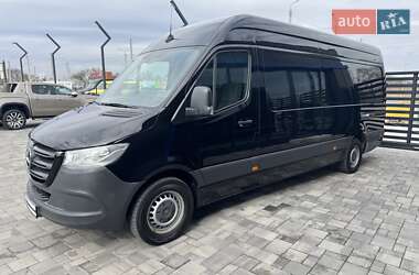 Вантажний фургон Mercedes-Benz Sprinter 2019 в Рівному