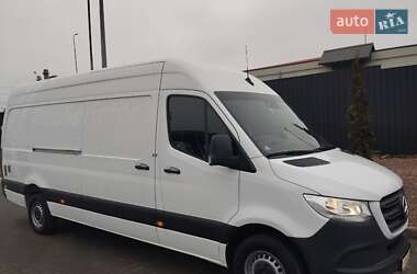 Грузовой фургон Mercedes-Benz Sprinter 2020 в 