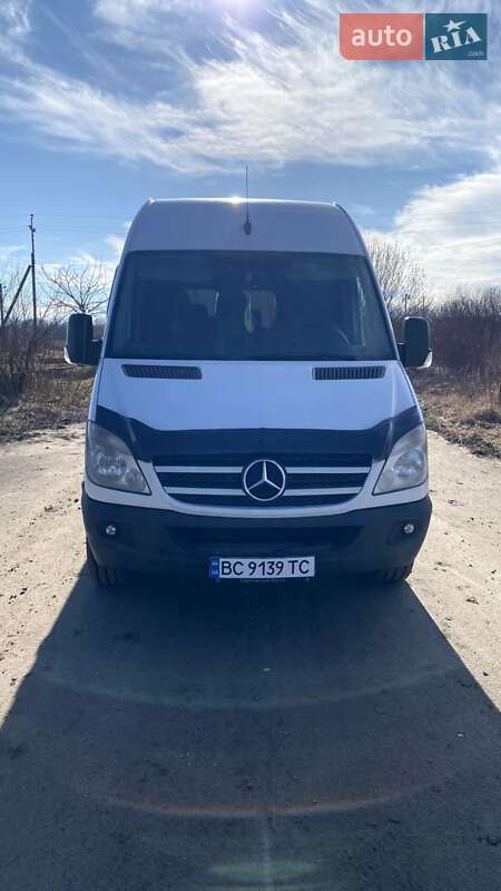 Mercedes-Benz Sprinter 2010
