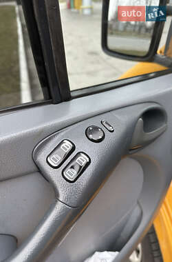 Автовоз Mercedes-Benz Sprinter 2003 в 