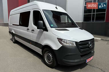 Грузовой фургон Mercedes-Benz Sprinter 2018 в 