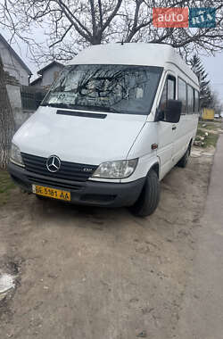 Городской автобус Mercedes-Benz Sprinter 2001 в 