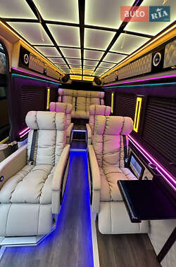 Микроавтобус Mercedes-Benz Sprinter 2018 в 