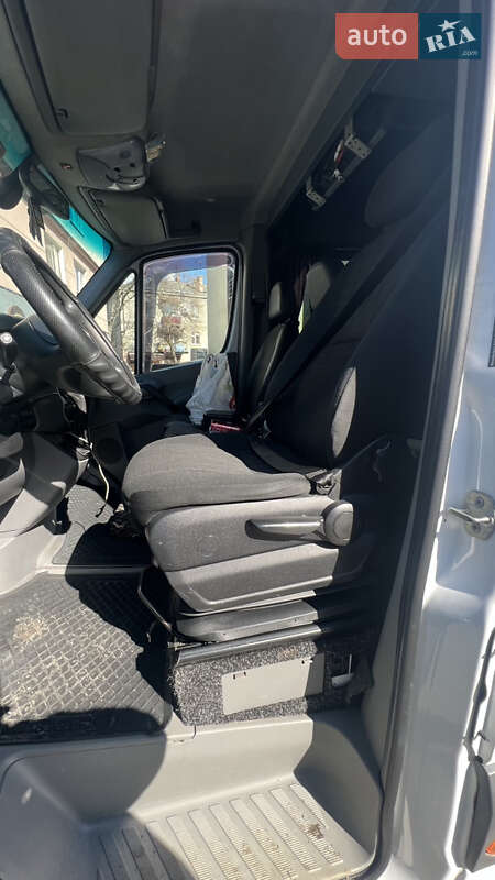 Вантажопасажирський фургон Mercedes-Benz Sprinter 2011 в Тернополі