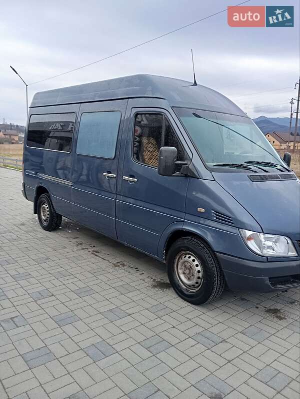 Mercedes-Benz Sprinter 2005