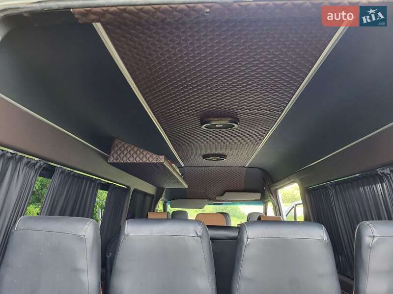 Микроавтобус Mercedes-Benz Sprinter 2001 в Ровно фото 6 Микроавтобус Mercedes-Benz Sprinter 2001 в Ровно
