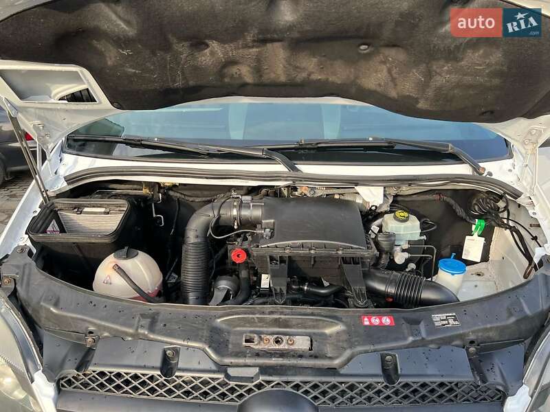 Тентованый Mercedes-Benz Sprinter 2011 в Косове