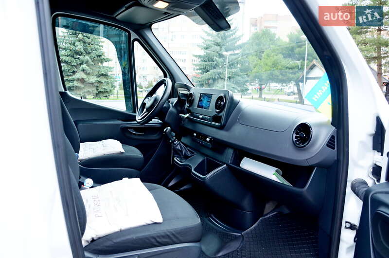 Грузопассажирский фургон Mercedes-Benz Sprinter 2020 в Ивано-Франковске