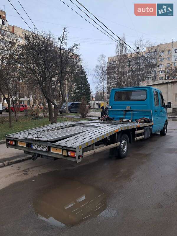 Евакуатор Mercedes-Benz Sprinter 2003 в 