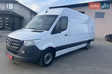 Грузовой фургон Mercedes-Benz Sprinter 2018 в 