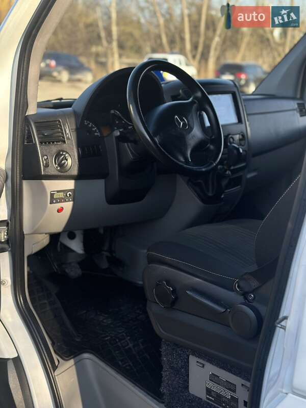 Мікроавтобус Mercedes-Benz Sprinter 2011 в Рогатині