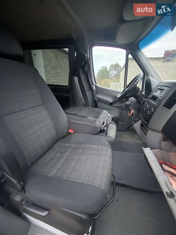 Микроавтобус Mercedes-Benz Sprinter 2014 в Новояворовске фото 13 Микроавтобус Mercedes-Benz Sprinter 2014 в Новояворовске