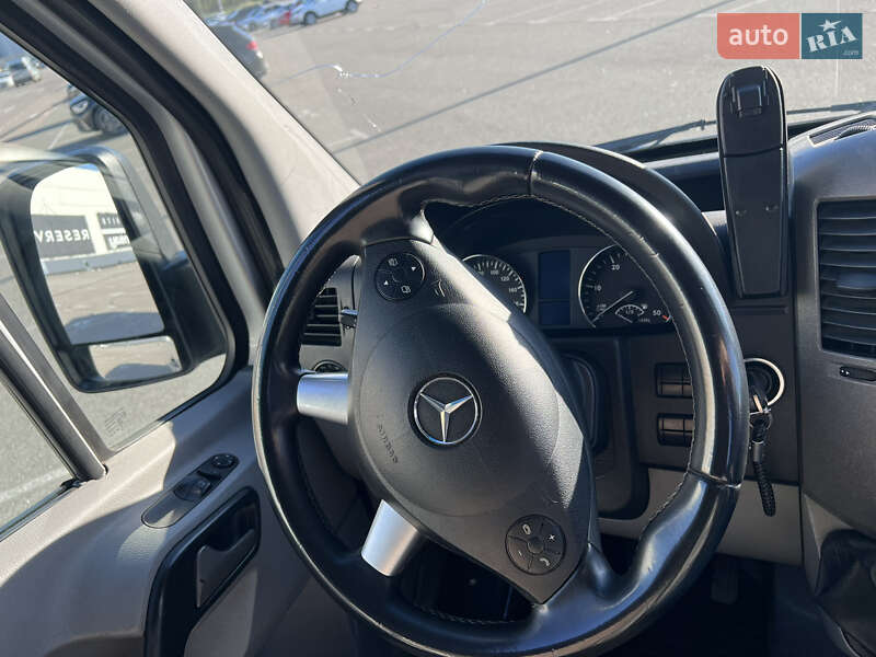 Микроавтобус Mercedes-Benz Sprinter 2013 в Коростене
