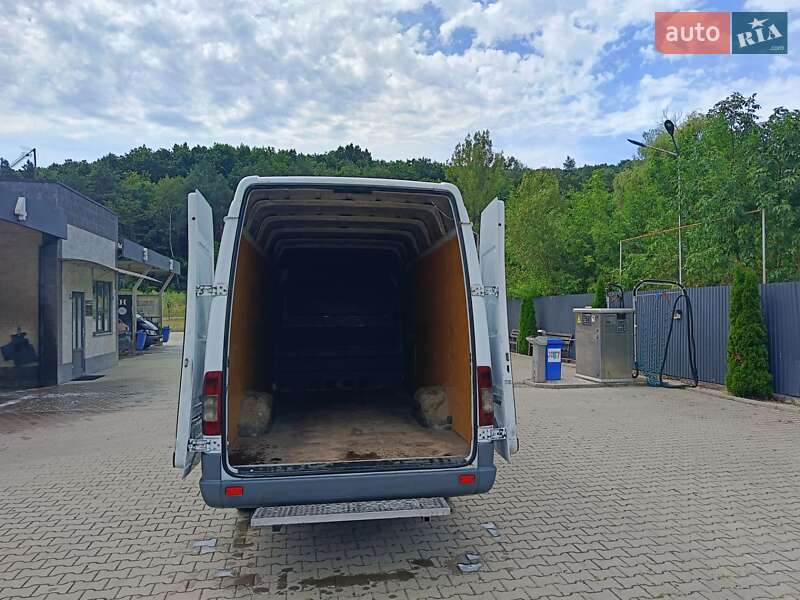 Грузовой фургон Mercedes-Benz Sprinter 2006 в Иршаве фото 21 Грузовой фургон Mercedes-Benz Sprinter 2006 в Иршаве