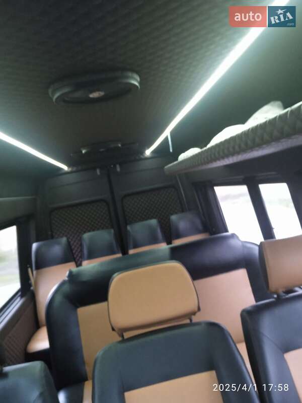 Микроавтобус Mercedes-Benz Sprinter 2001 в Ровно фото 12 Микроавтобус Mercedes-Benz Sprinter 2001 в Ровно