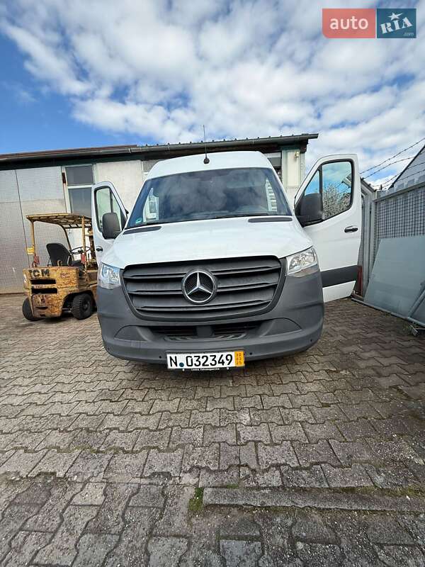 Вантажний фургон Mercedes-Benz Sprinter 2018 в Києві