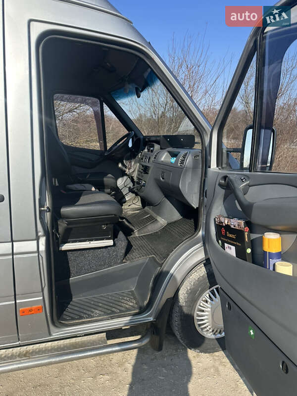 Мікроавтобус Mercedes-Benz Sprinter 2004 в Вишнівці