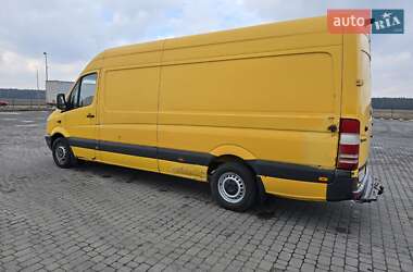 Грузовой фургон Mercedes-Benz Sprinter 2012 в 