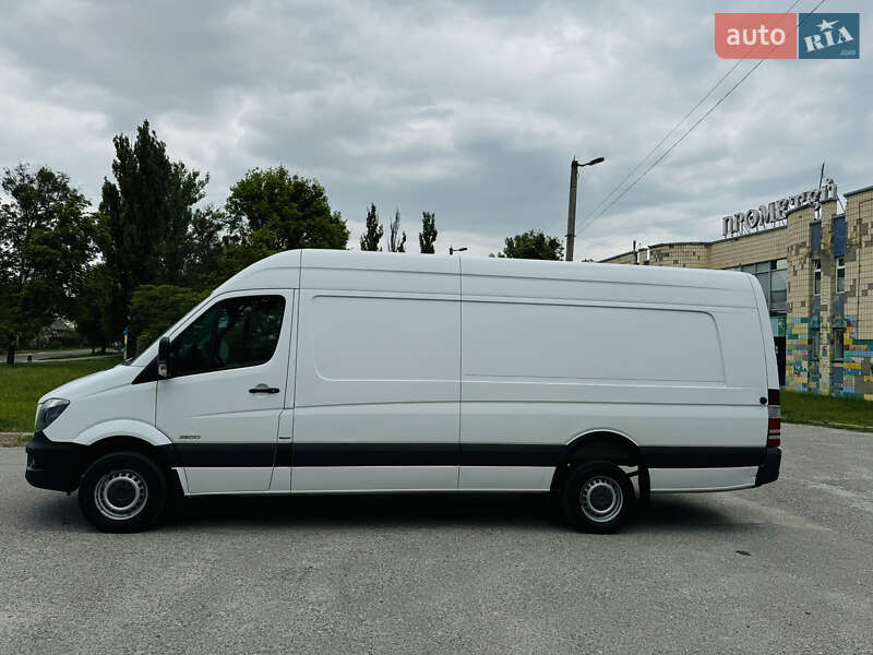 Вантажний фургон Mercedes-Benz Sprinter 2016 в Боярці