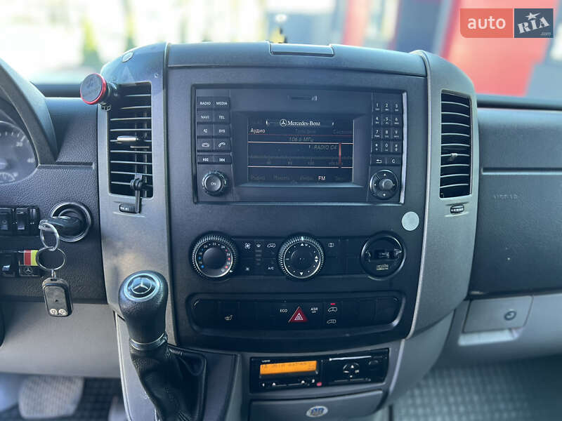 Туристический / Междугородний автобус Mercedes-Benz Sprinter 2014 в Черновцах