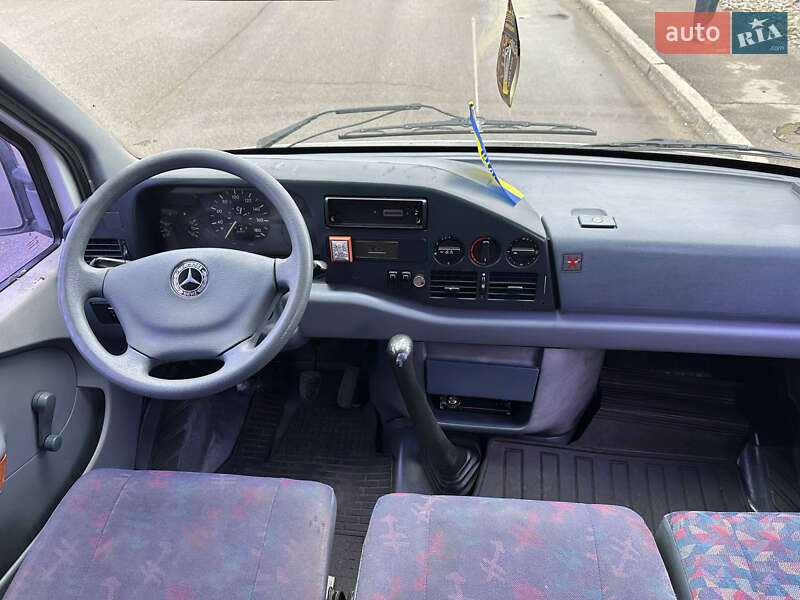 Туристичний / Міжміський автобус Mercedes-Benz Sprinter 2000 в Дніпрі