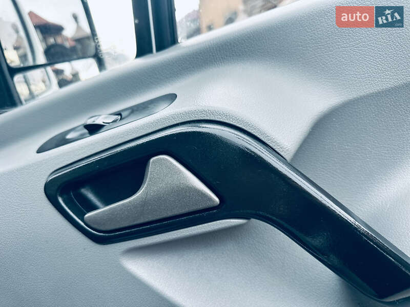 Грузовой фургон Mercedes-Benz Sprinter 2017 в Тячеве