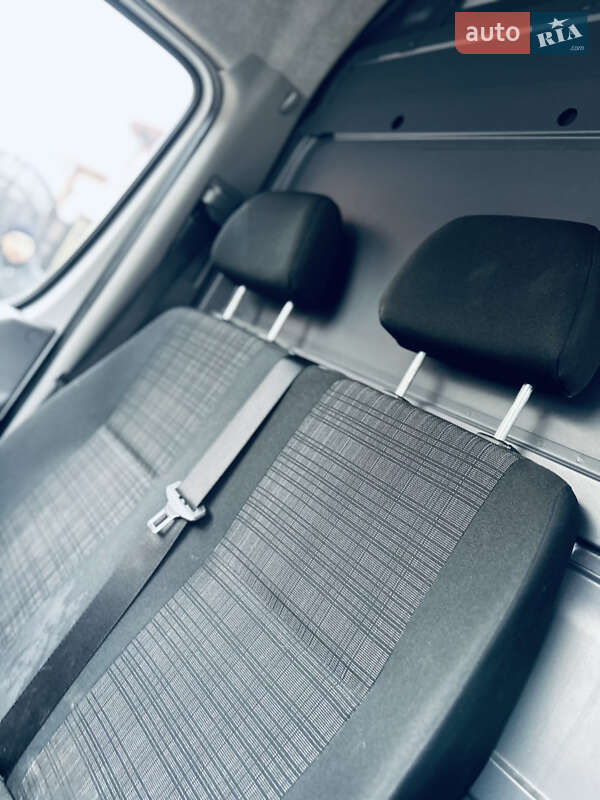 Грузовой фургон Mercedes-Benz Sprinter 2017 в Тячеве
