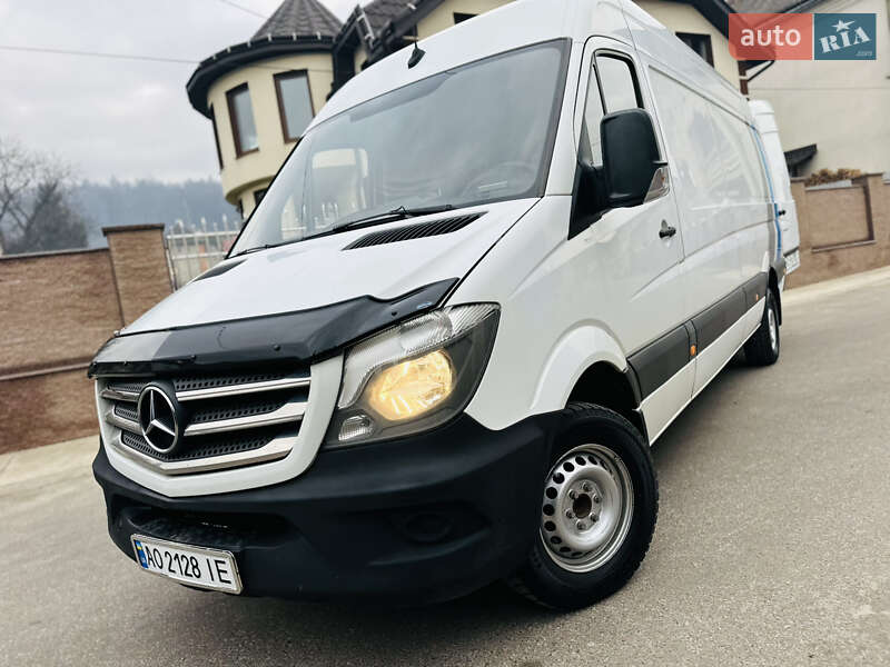Грузовой фургон Mercedes-Benz Sprinter 2017 в Тячеве