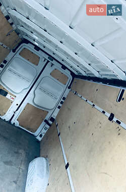 Вантажний фургон Mercedes-Benz Sprinter 2017 в 