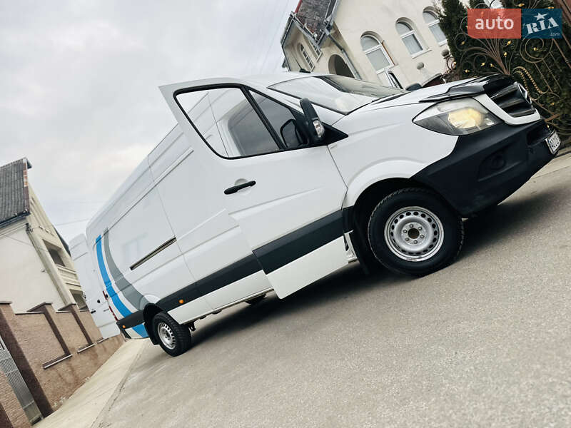 Грузовой фургон Mercedes-Benz Sprinter 2017 в Тячеве