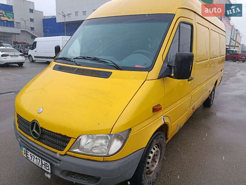 Грузовой фургон Mercedes-Benz Sprinter 2005 в Днепре