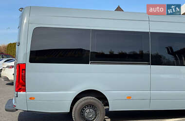 Микроавтобус Mercedes-Benz Sprinter 2022 в 