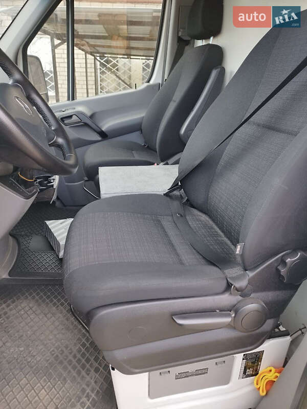 Вантажний фургон Mercedes-Benz Sprinter 2017 в Марганці