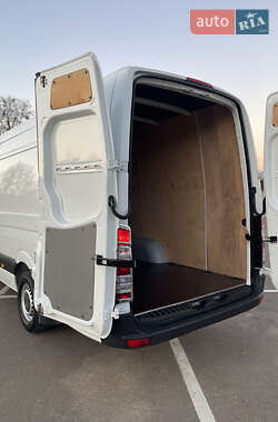 Грузовой фургон Mercedes-Benz Sprinter 2017 в 