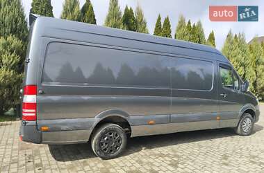 Грузовой фургон Mercedes-Benz Sprinter 2015 в 