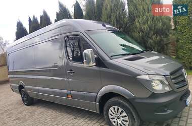 Грузовой фургон Mercedes-Benz Sprinter 2015 в 