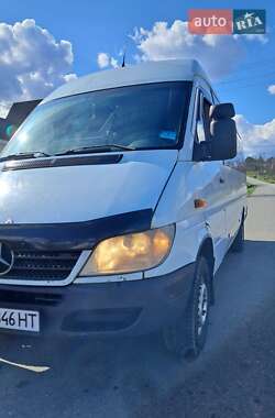 Микроавтобус Mercedes-Benz Sprinter 2004 в 