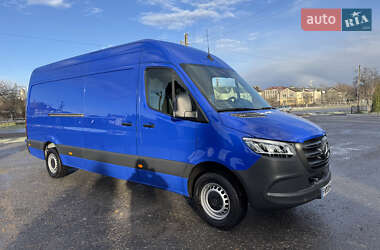 Грузовой фургон Mercedes-Benz Sprinter 2021 в 