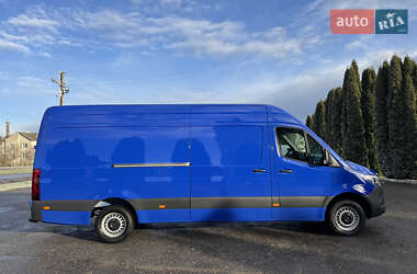 Грузовой фургон Mercedes-Benz Sprinter 2021 в 