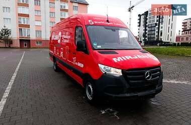 Грузовой фургон Mercedes-Benz Sprinter 2021 в 